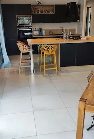 Maison Familiale Climatisée En Vallée De La Drôme *